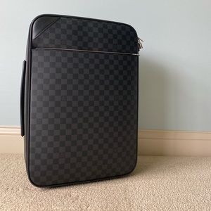 Louis Vuitton Pégase 55 Rolling Suitcase